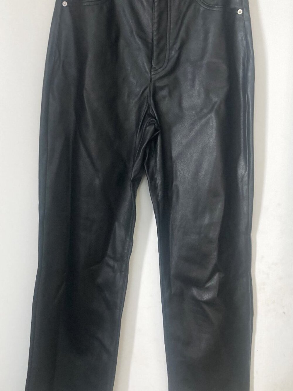 New EXPRESS Size 8 R Women's Black High Rise Modern Straight Faux Leather Pants
